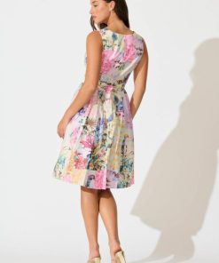 Pineandpost.shop7f85a38e13 4