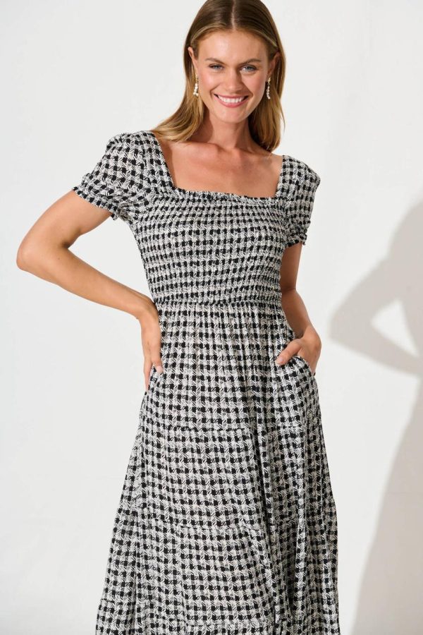 Pineandpost.shop825cb54cc8 2