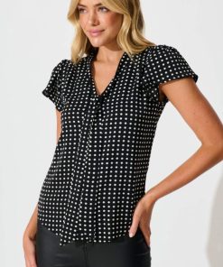 Pineandpost.shop98d26b5a6f 1