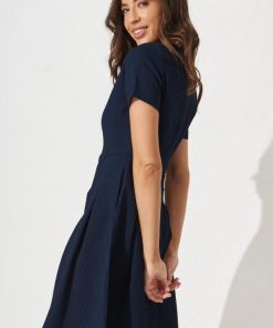 Pineandpost.shopd58fb1a7e0 3